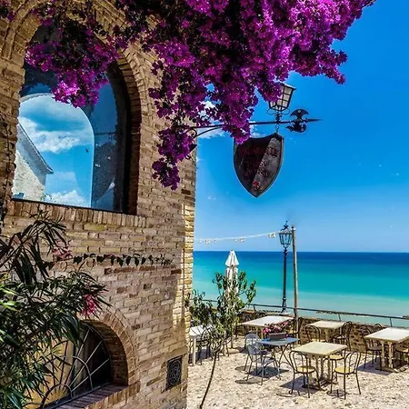 Casa Alice Con Ampio Balcone E Posto Auto Apartmán Grottammare