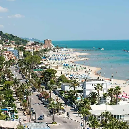 Casa Alice Con Ampio Balcone E Posto Auto