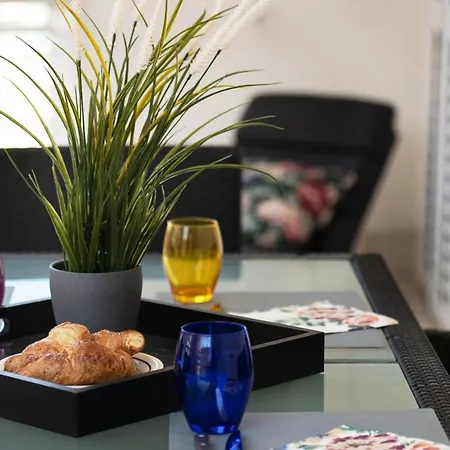 Casa Alice Con Ampio Balcone E Posto Auto * Grottammare